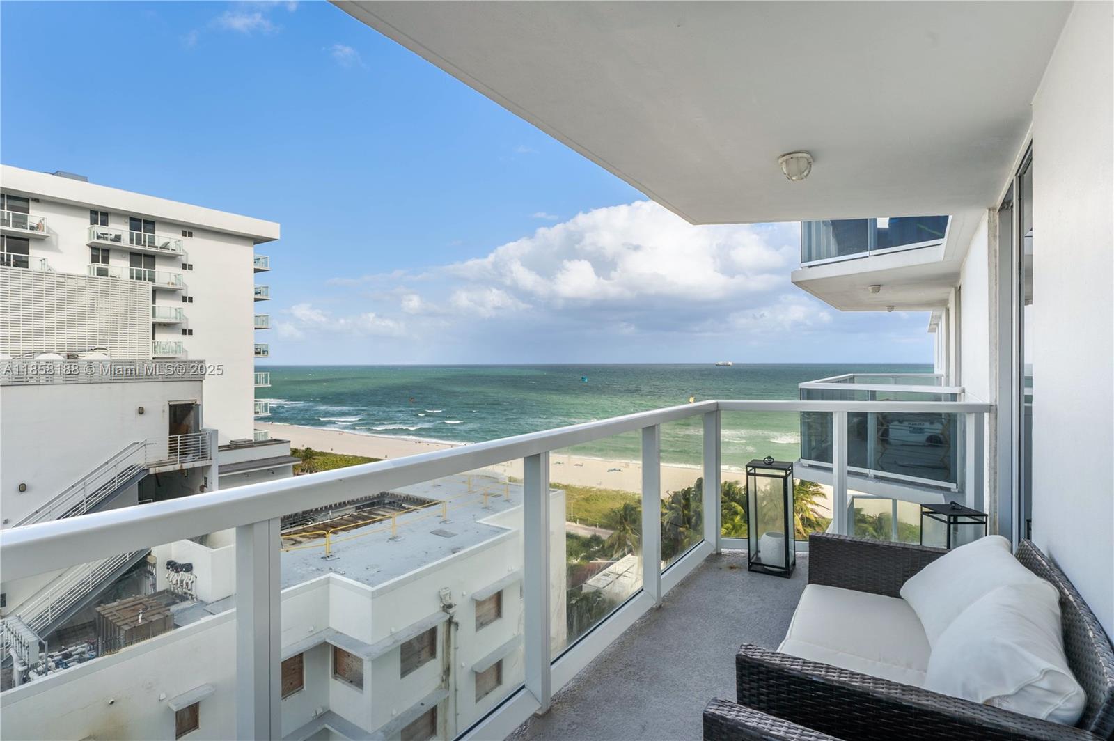 2401 Collins Ave Unit: 1510/1511