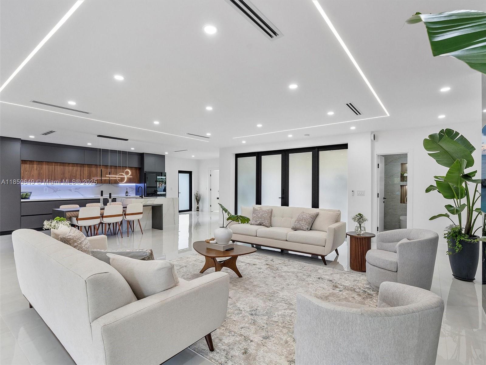 420 N Shore Dr