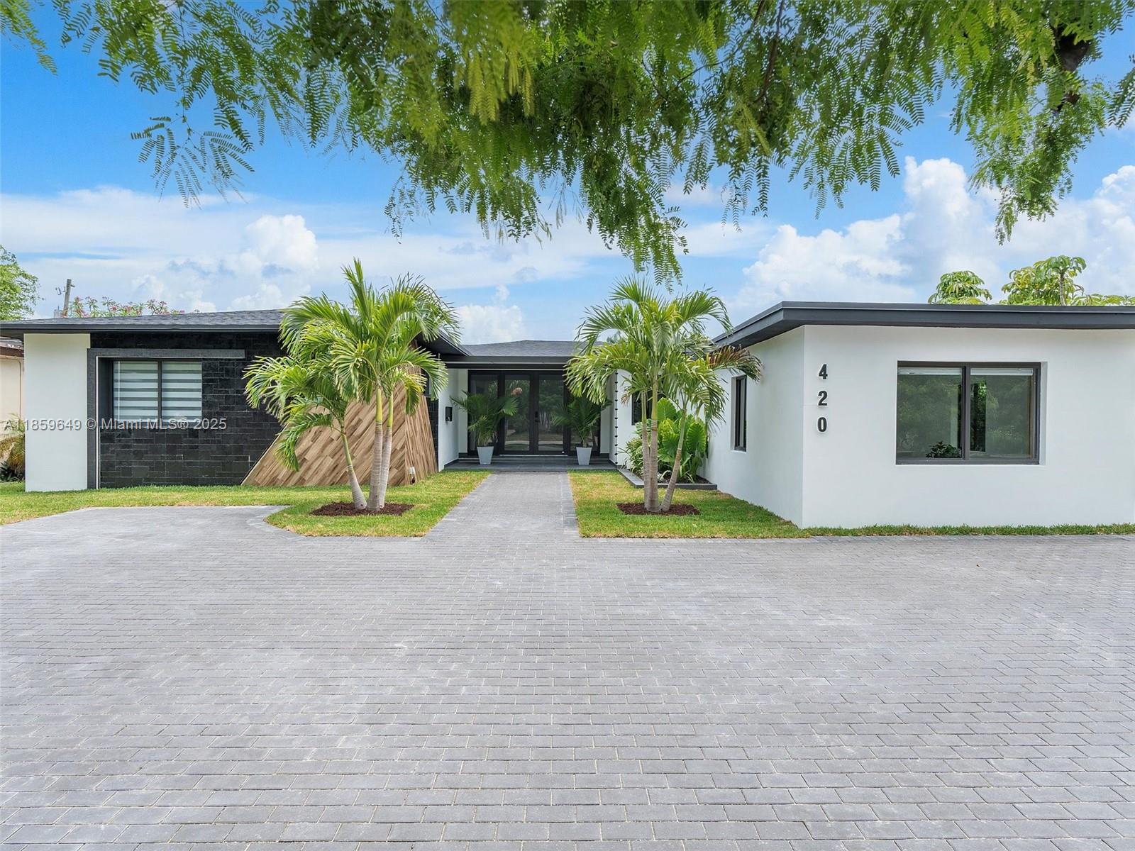 420 N Shore Dr