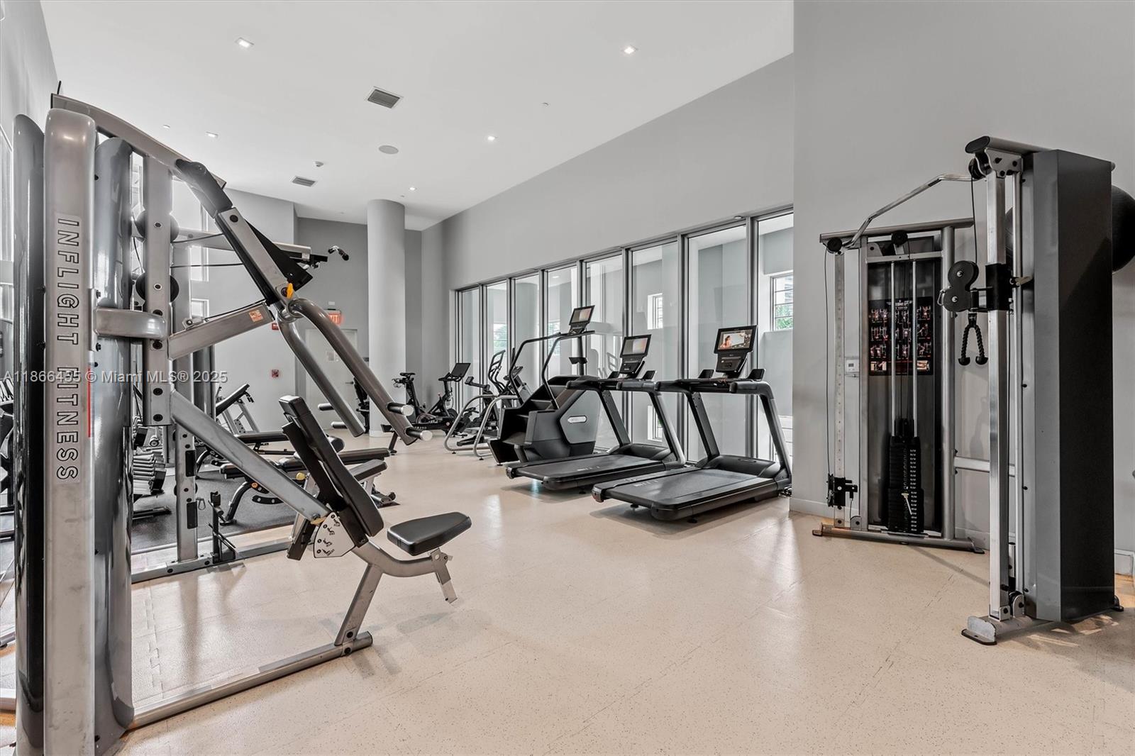 6620 Indian Creek Dr # 112