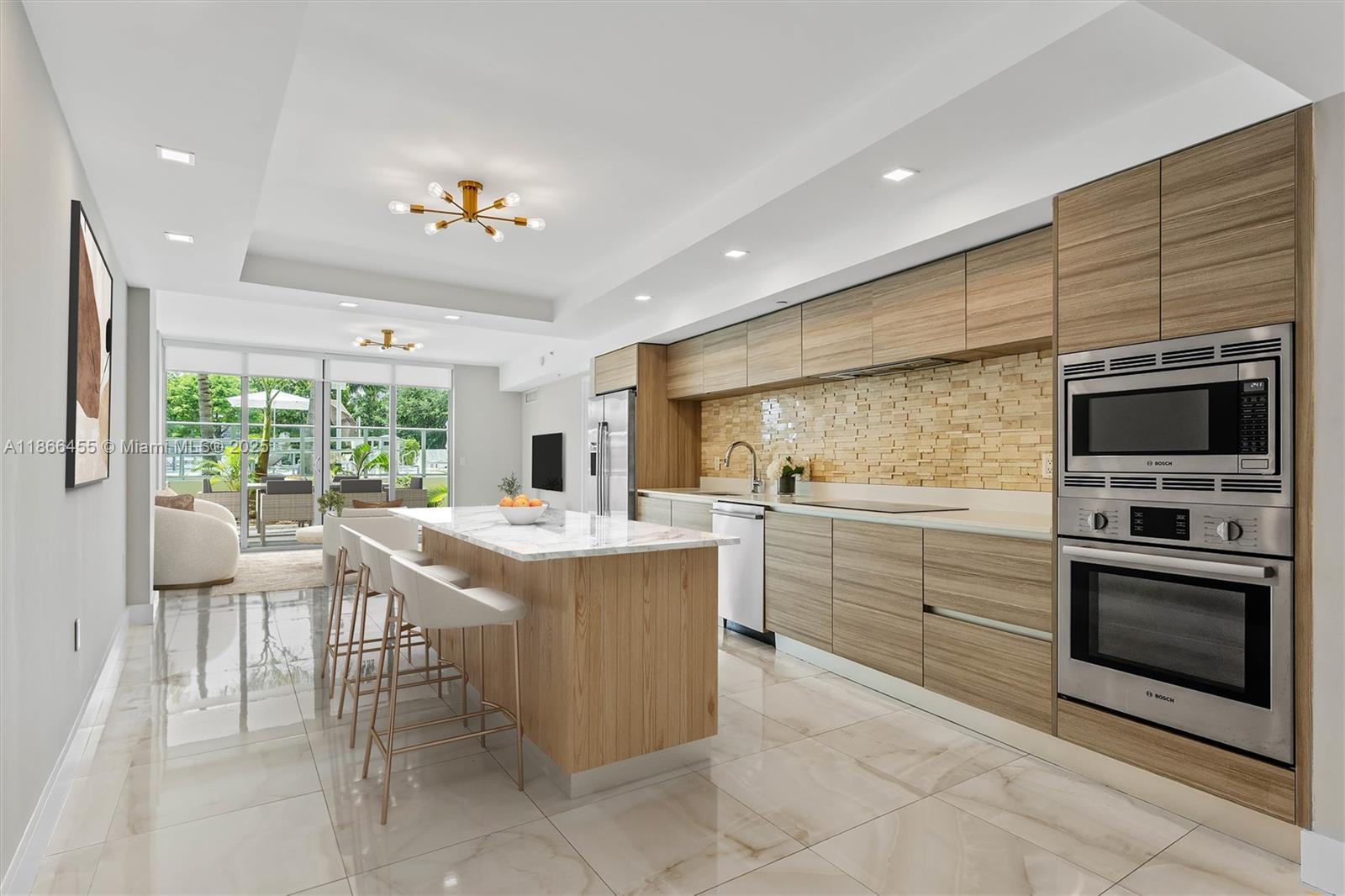 6620 Indian Creek Dr # 112