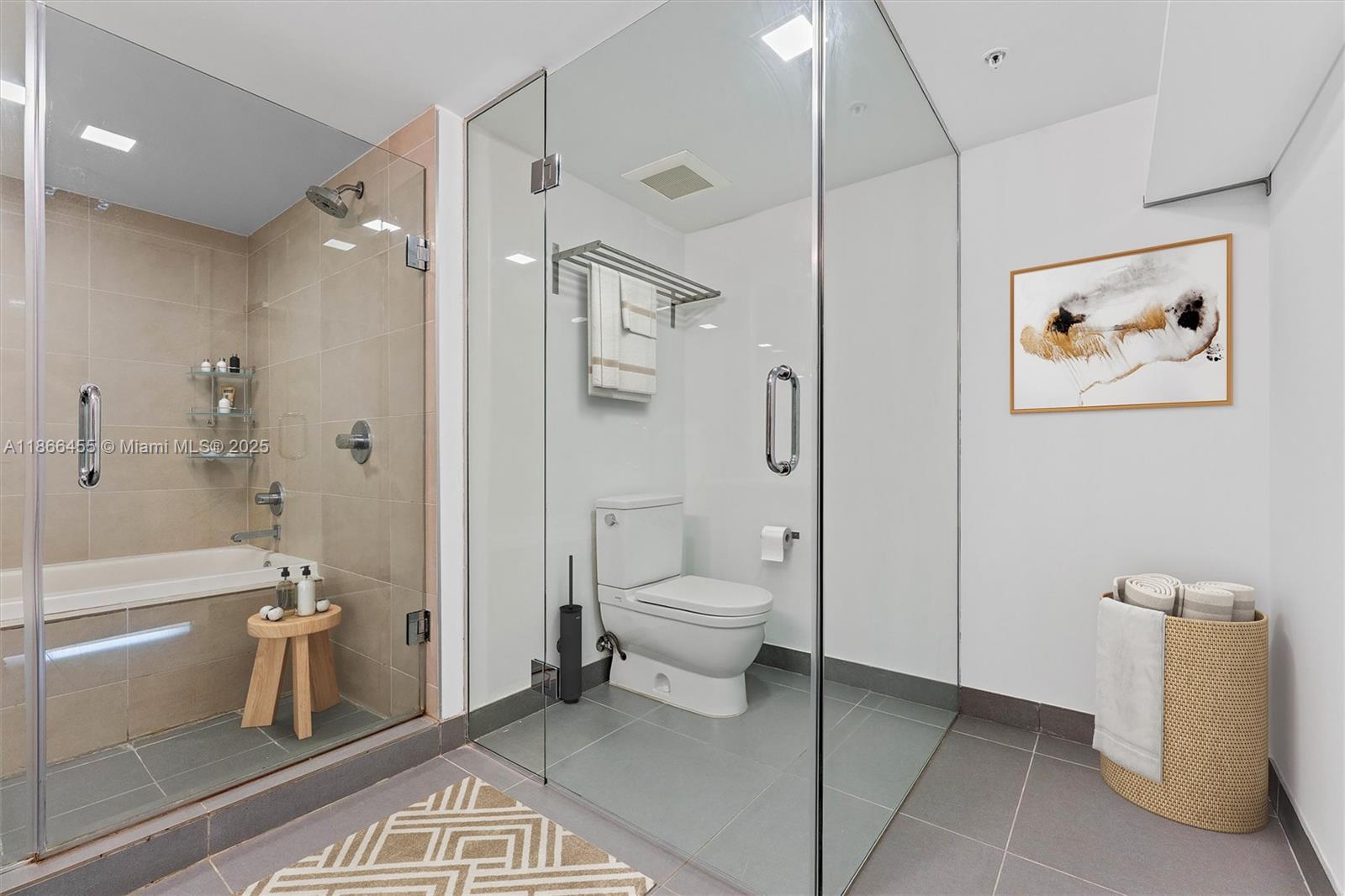 6620 Indian Creek Dr # 112