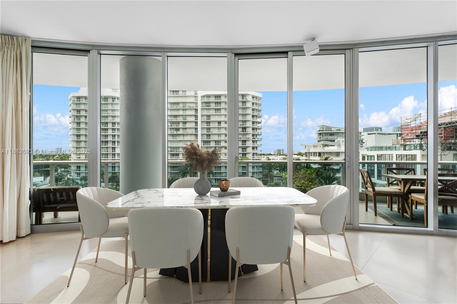 5959 Collins Ave # 701