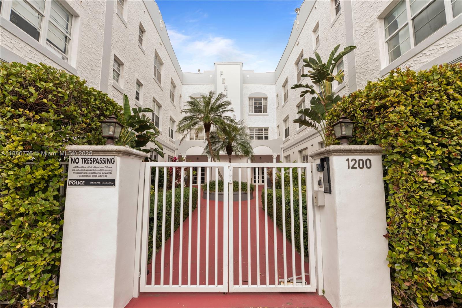 1200 Euclid Ave # 206
