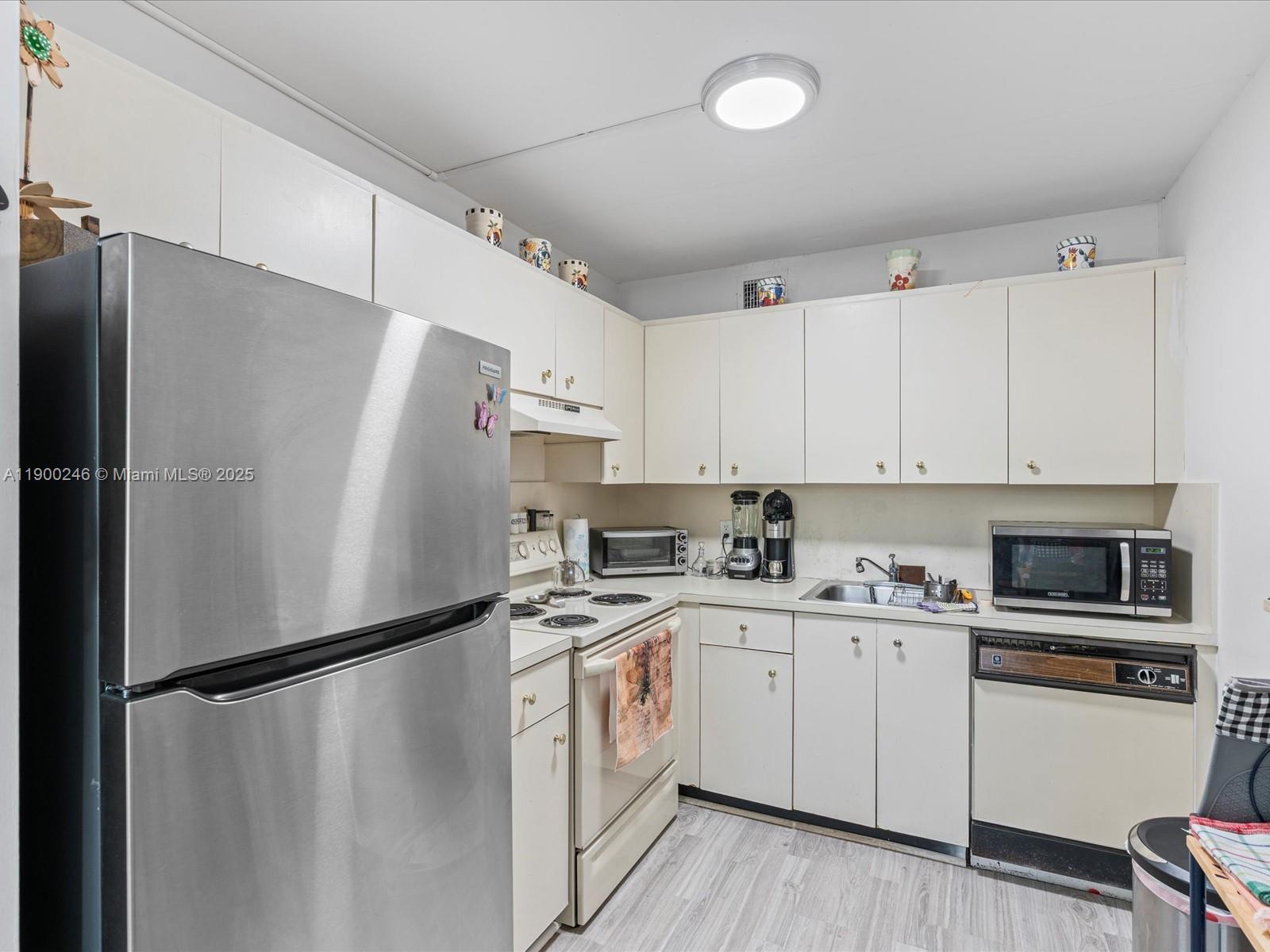 13250 SW 7th Ct # 317L, Pembroke Pines Unit: 317L