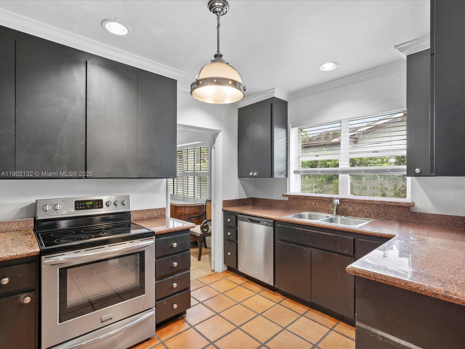 2700 SW 4th Ave, Miami