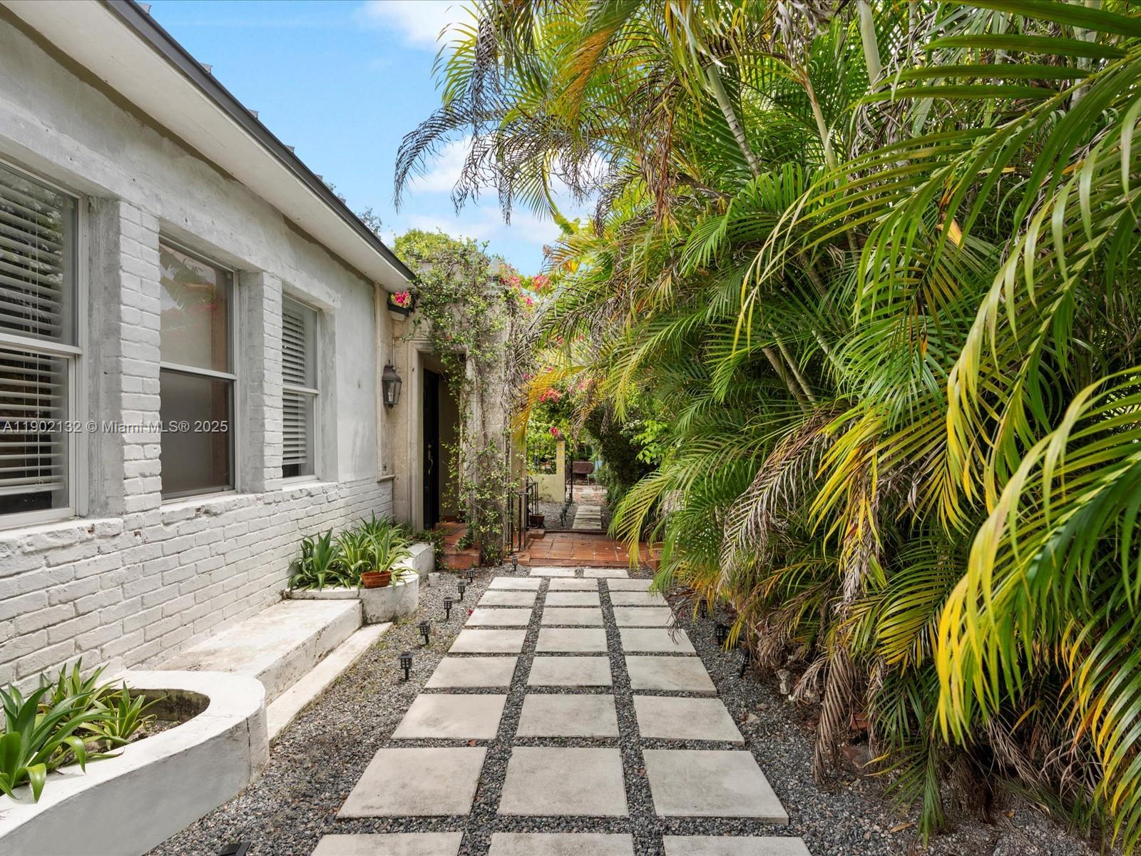 2700 SW 4th Ave, Miami