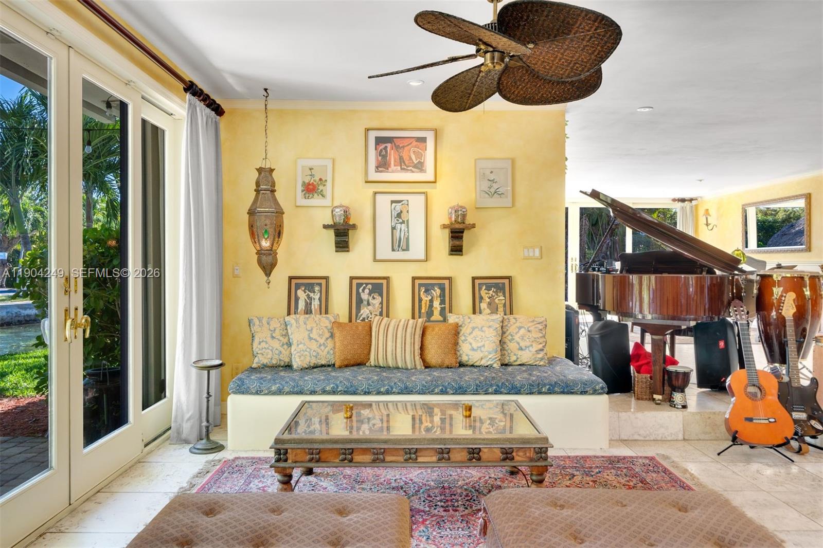 7975 Biscayne Point Cir