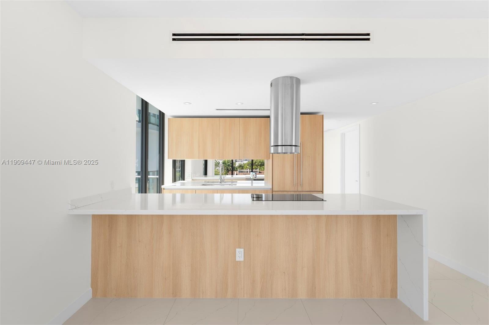 9901 W Bay Harbor Dr # 506