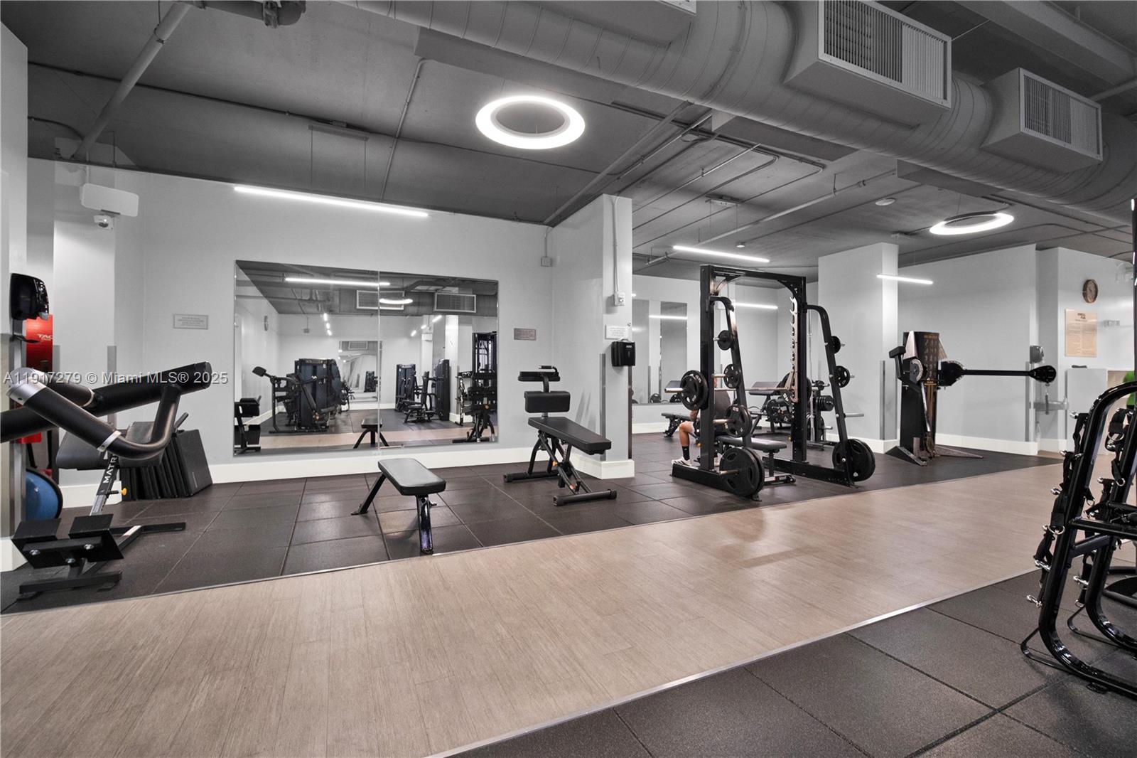 1915 Brickell Ave # C1101