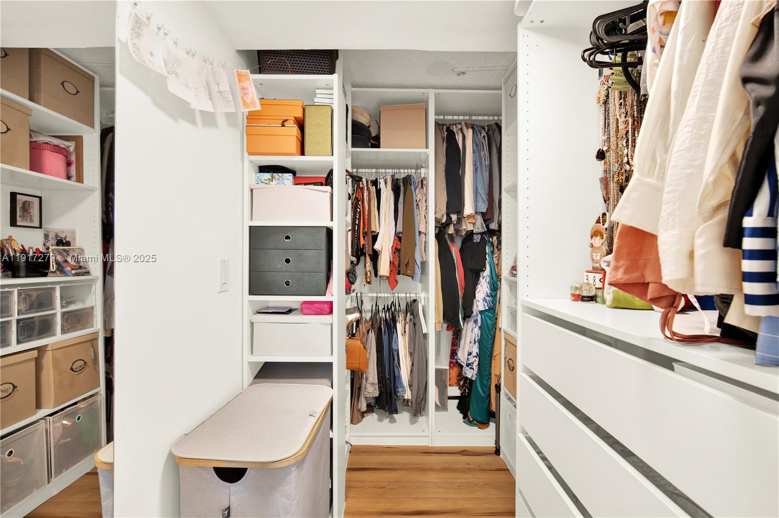 1915 Brickell Ave # C1101