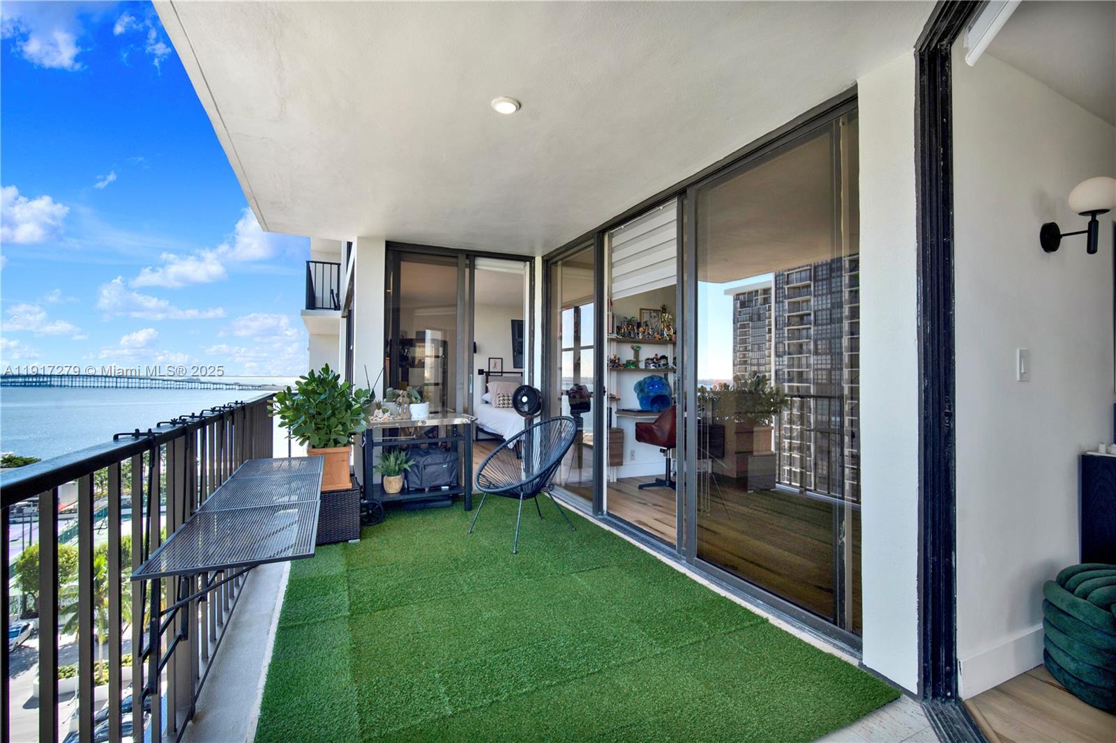 1915 Brickell Ave # C1101