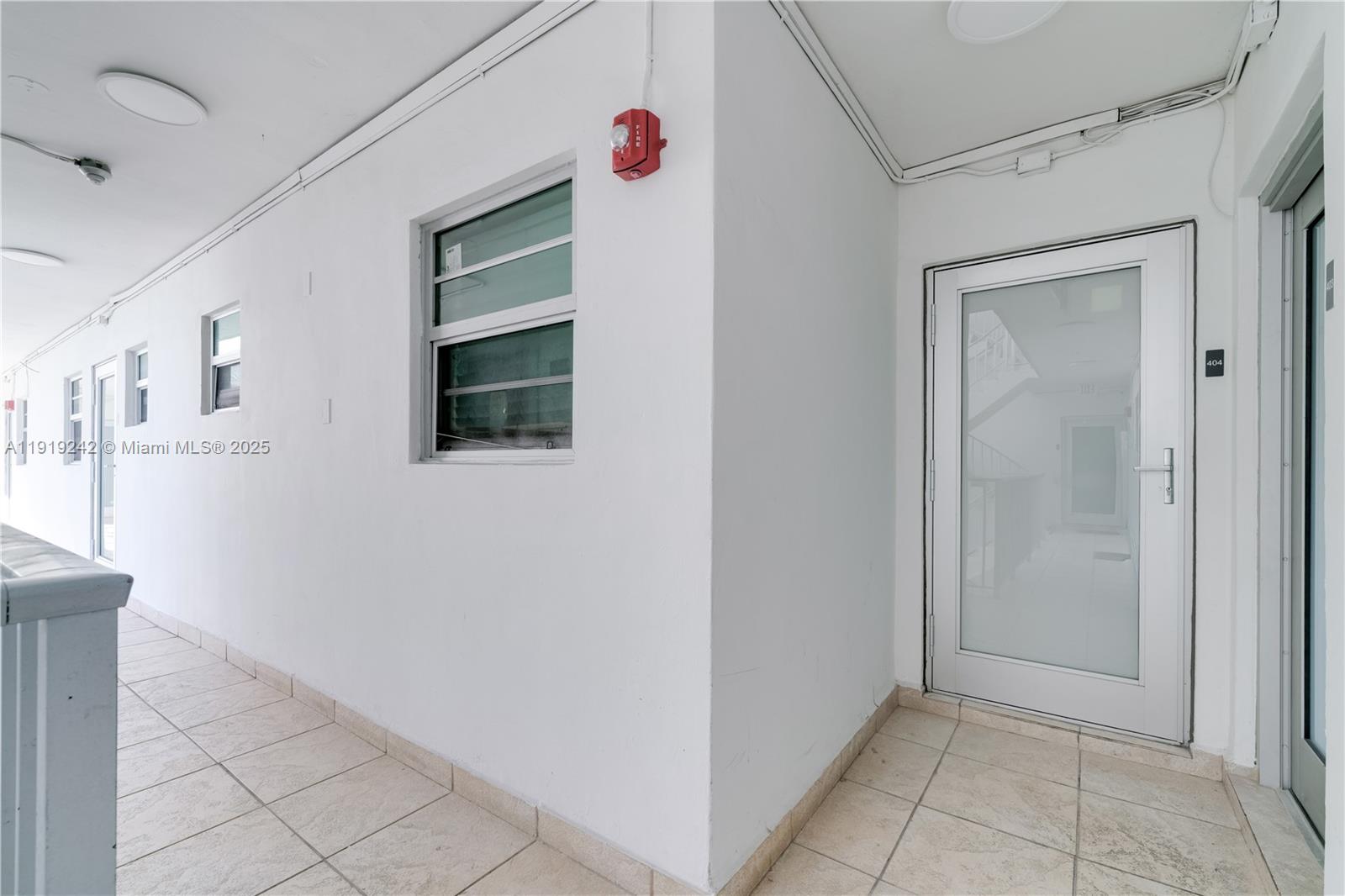 1428 Euclid Ave # 404