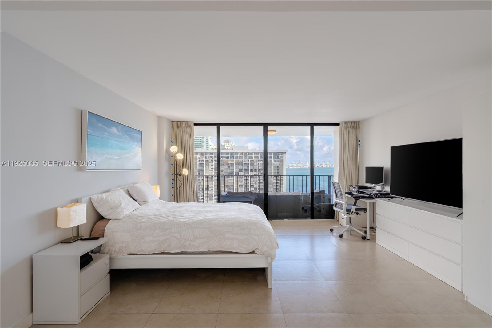 1925 Brickell Ave # D2006