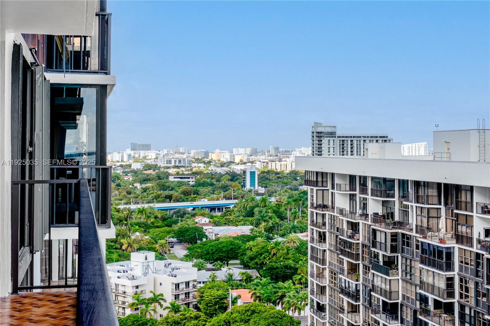 1925 Brickell Ave # D2006