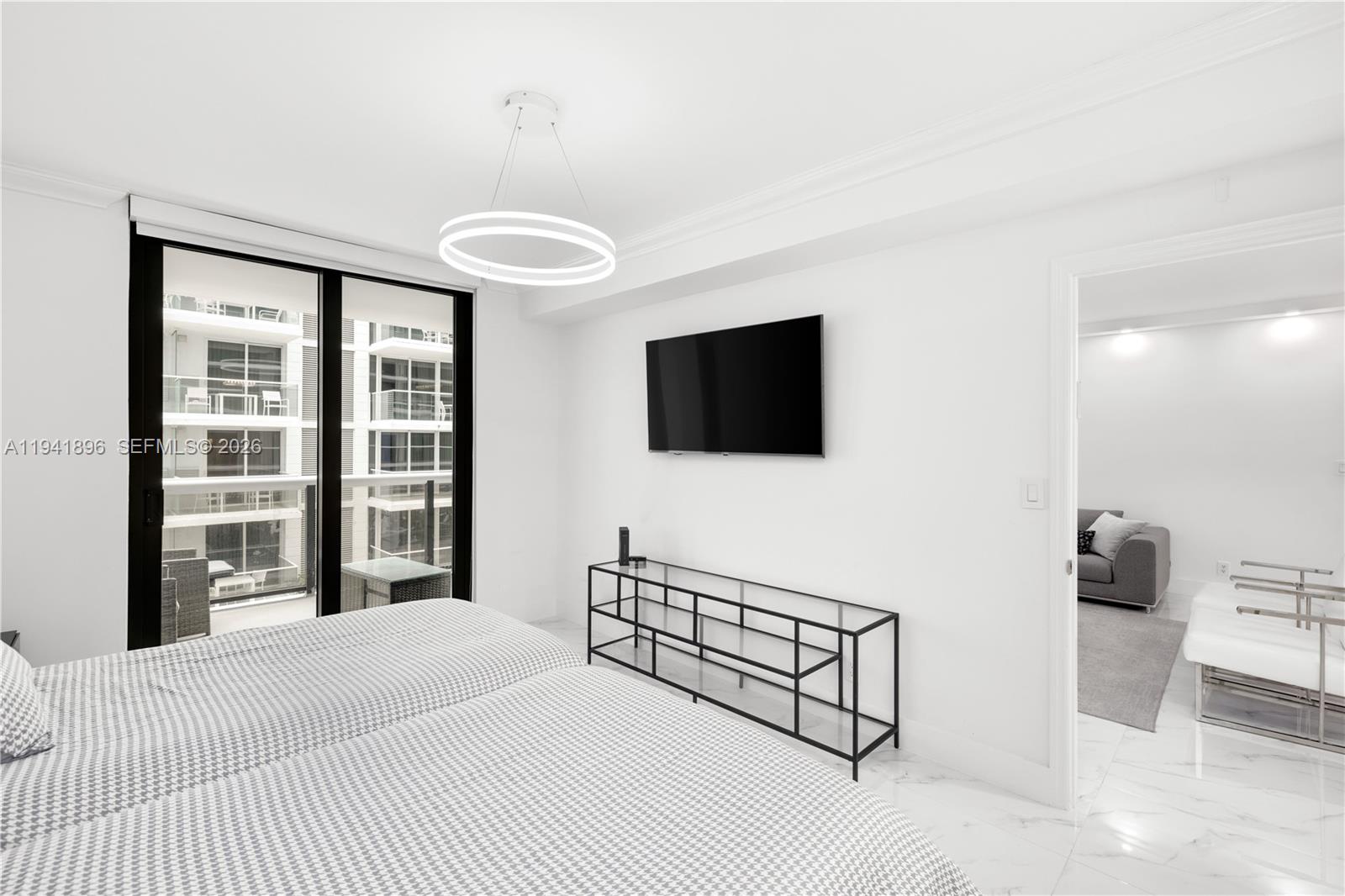 9455 Collins Ave # 806