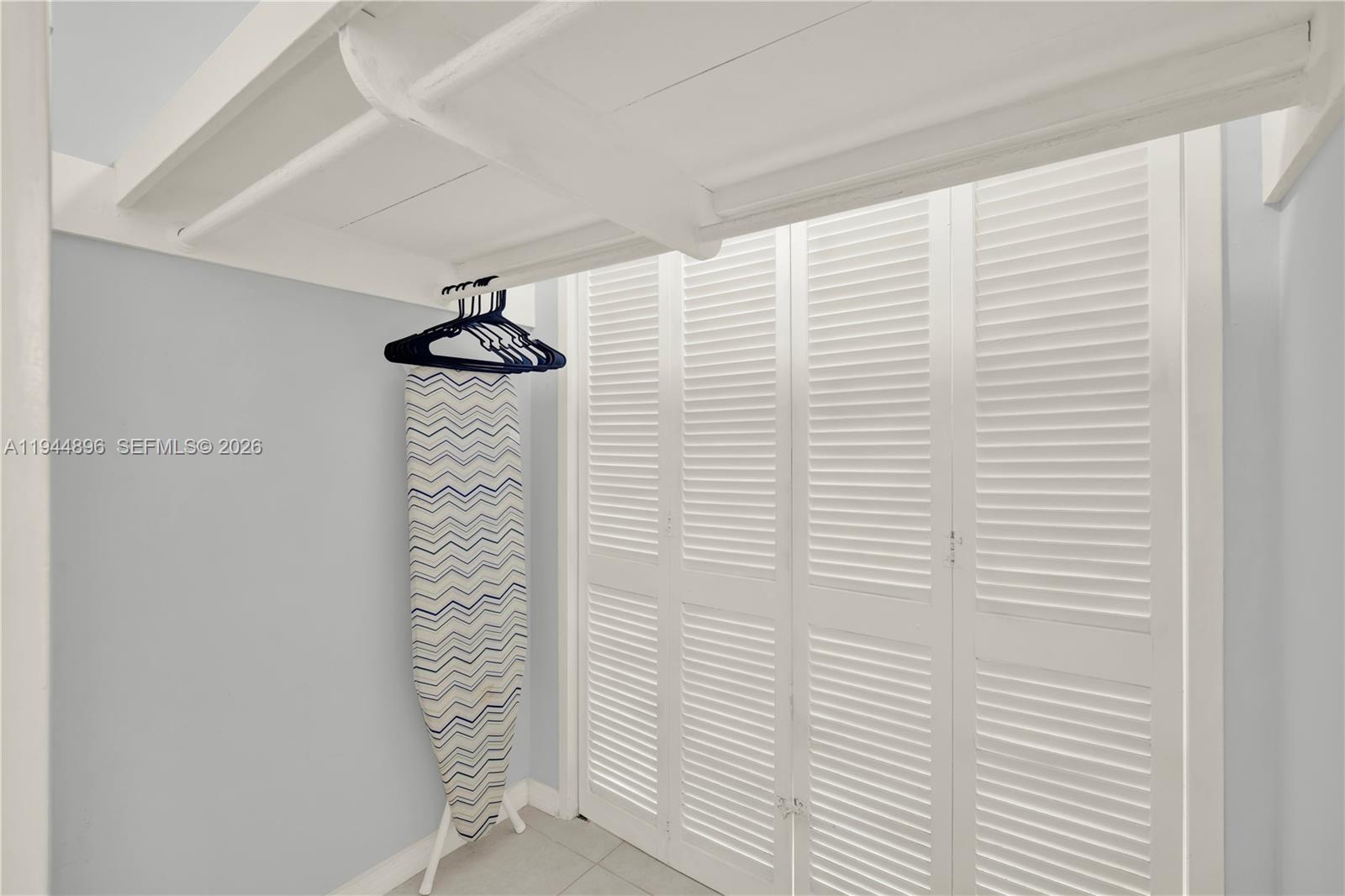 3505 S Ocean Dr # 318