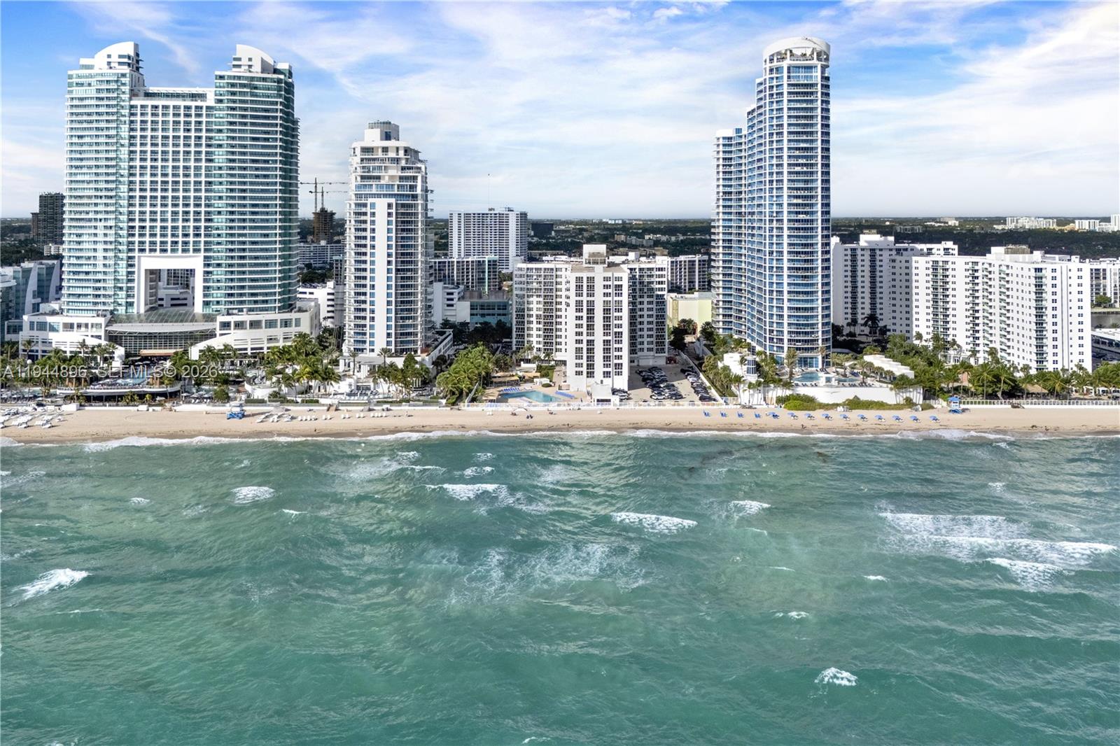 3505 S Ocean Dr # 318