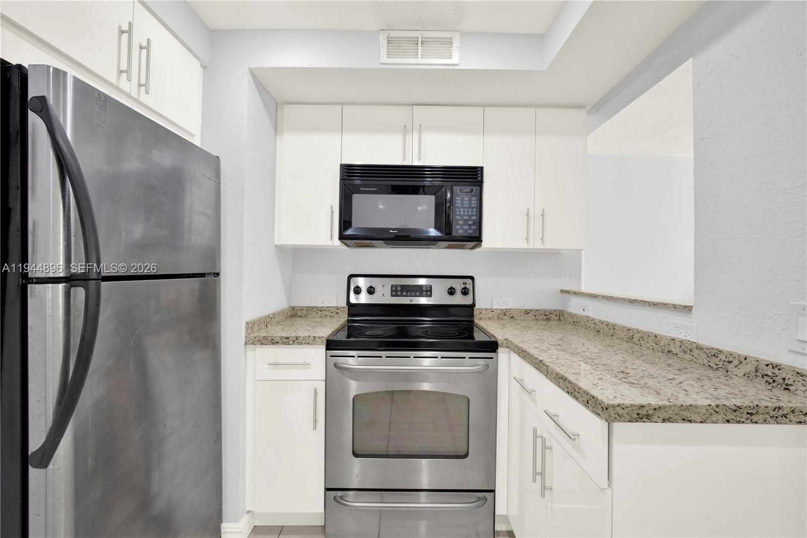 3505 S Ocean Dr # 318