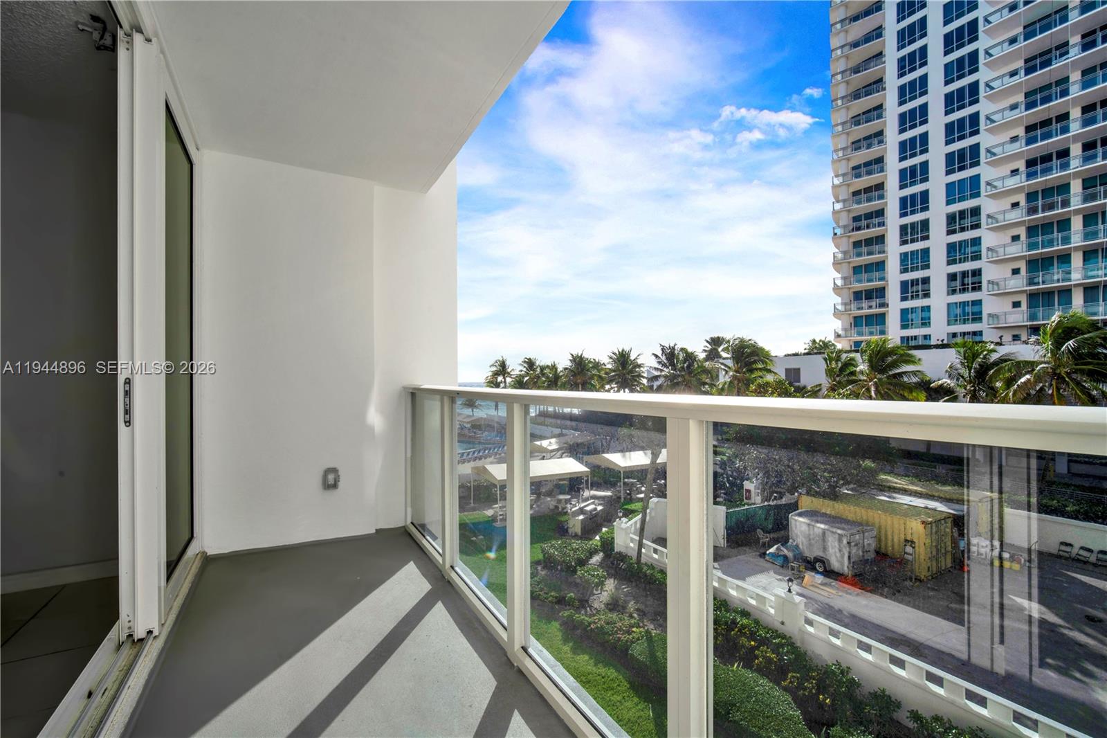 3505 S Ocean Dr # 318