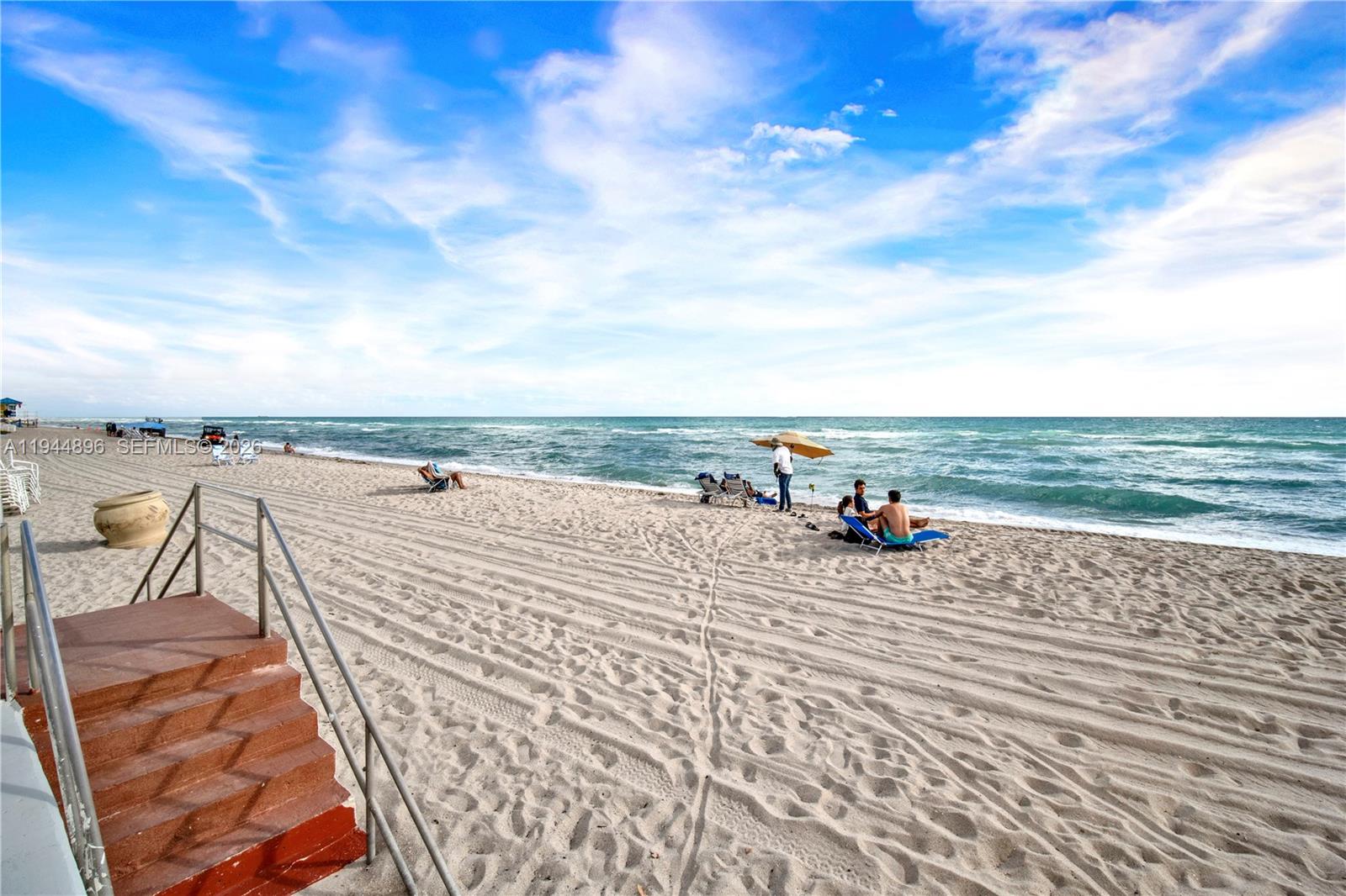 3505 S Ocean Dr # 318