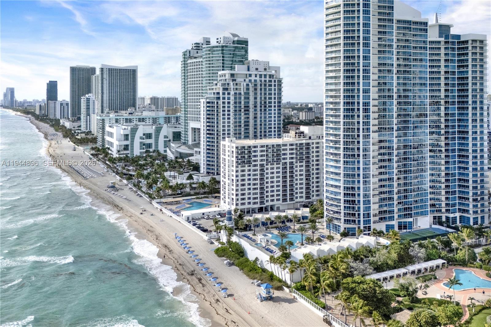 3505 S Ocean Dr # 318