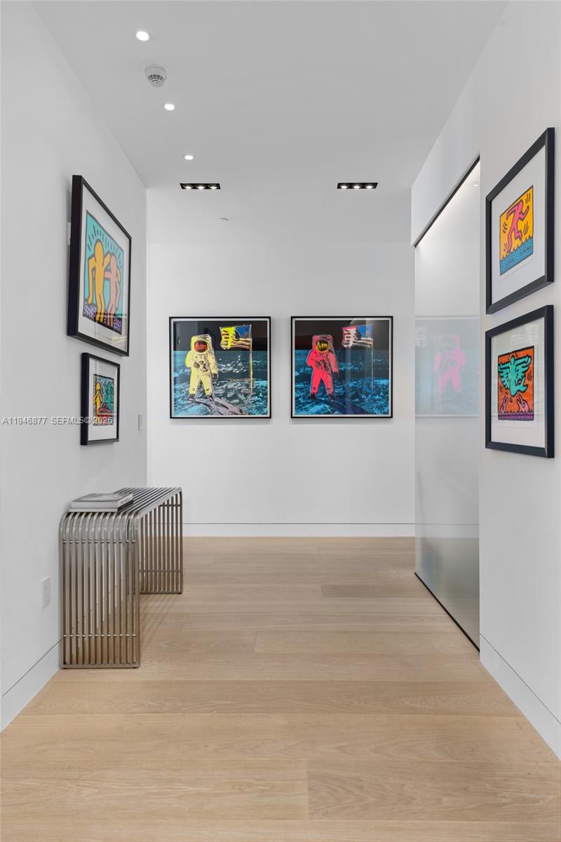 2675 S Bayshore Dr # 1602S