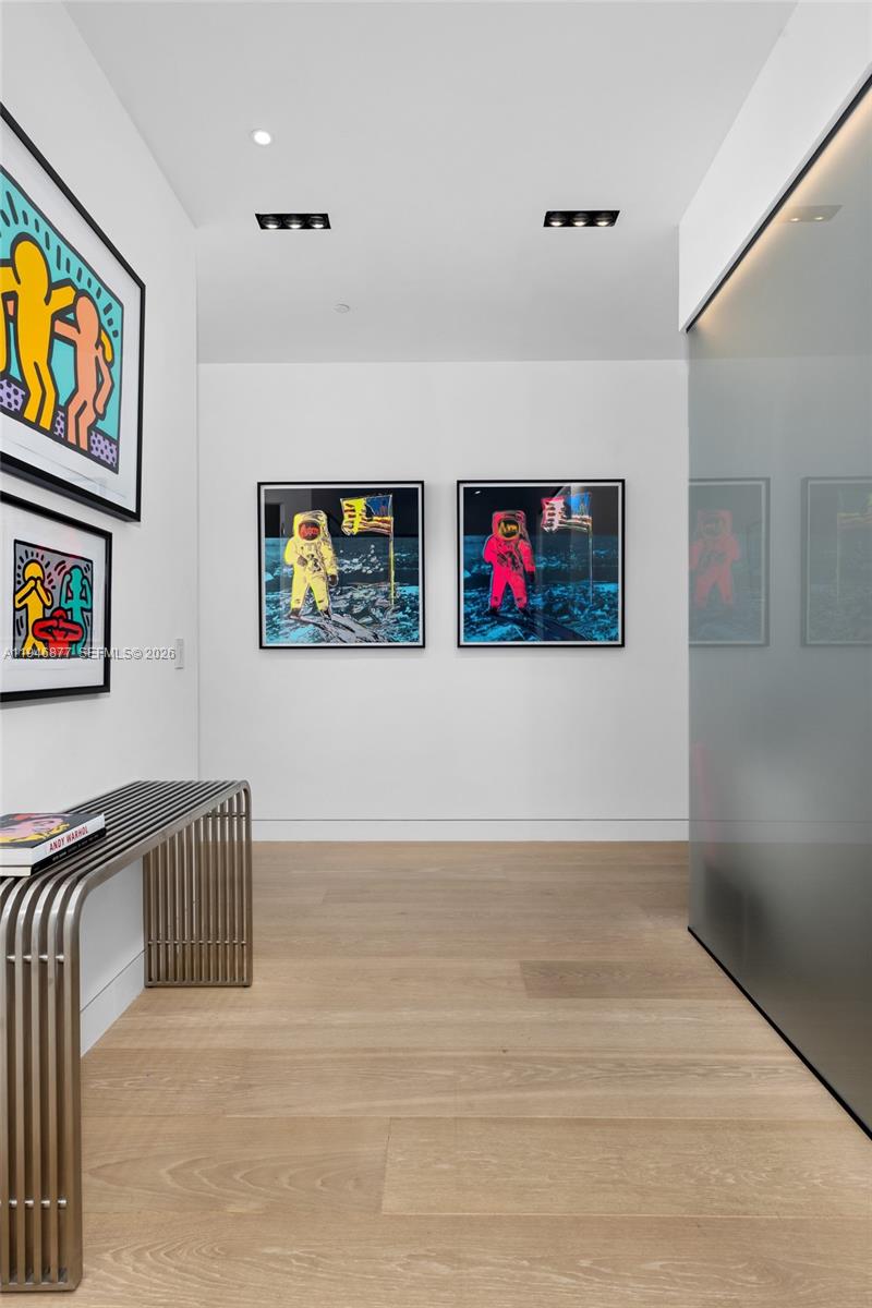 2675 S Bayshore Dr # 1602S