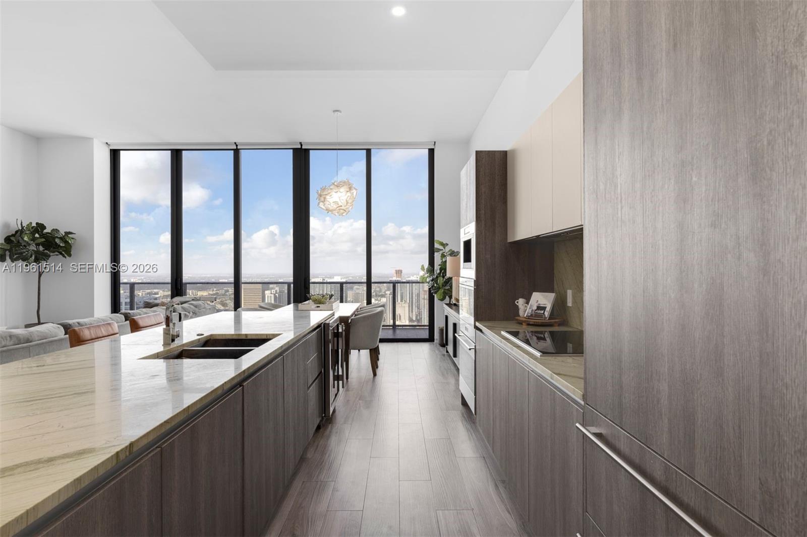 801 S Miami Ave Unit: 5804