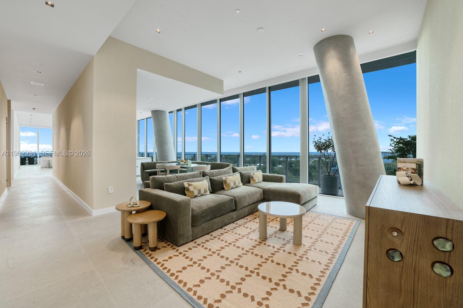 2675 S Bayshore Dr # 602S