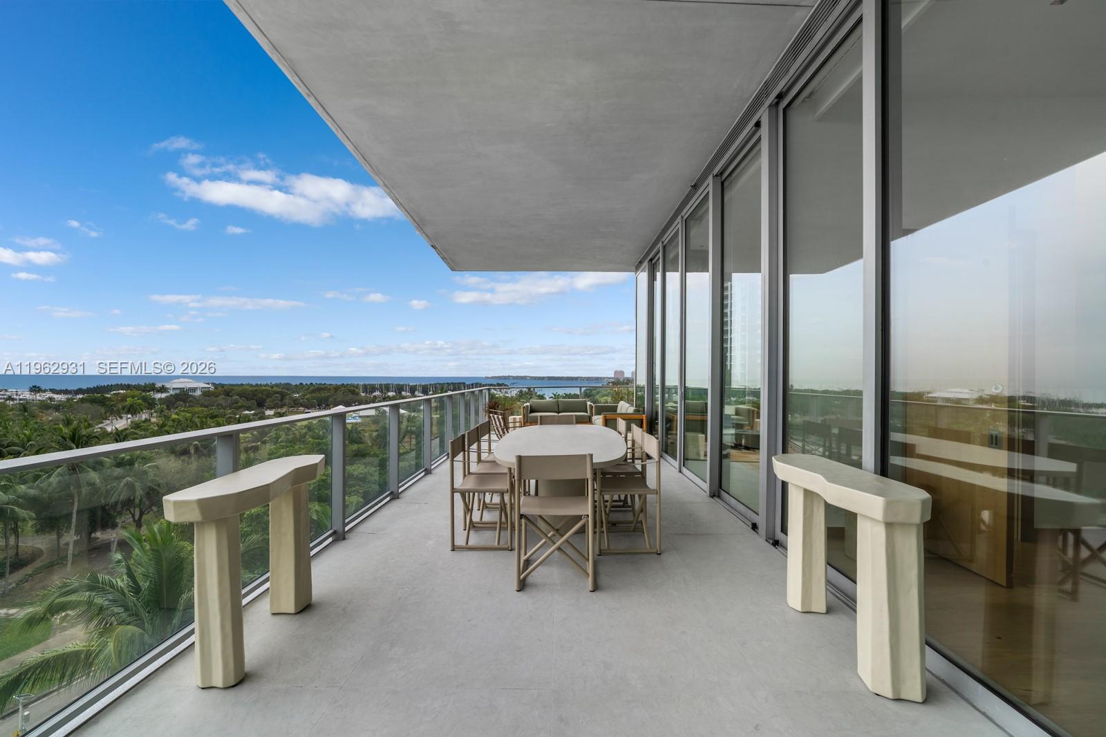 2675 S Bayshore Dr # 602S