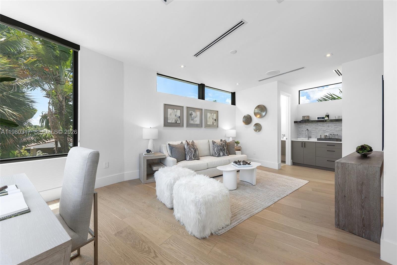 2500 Middle River Dr