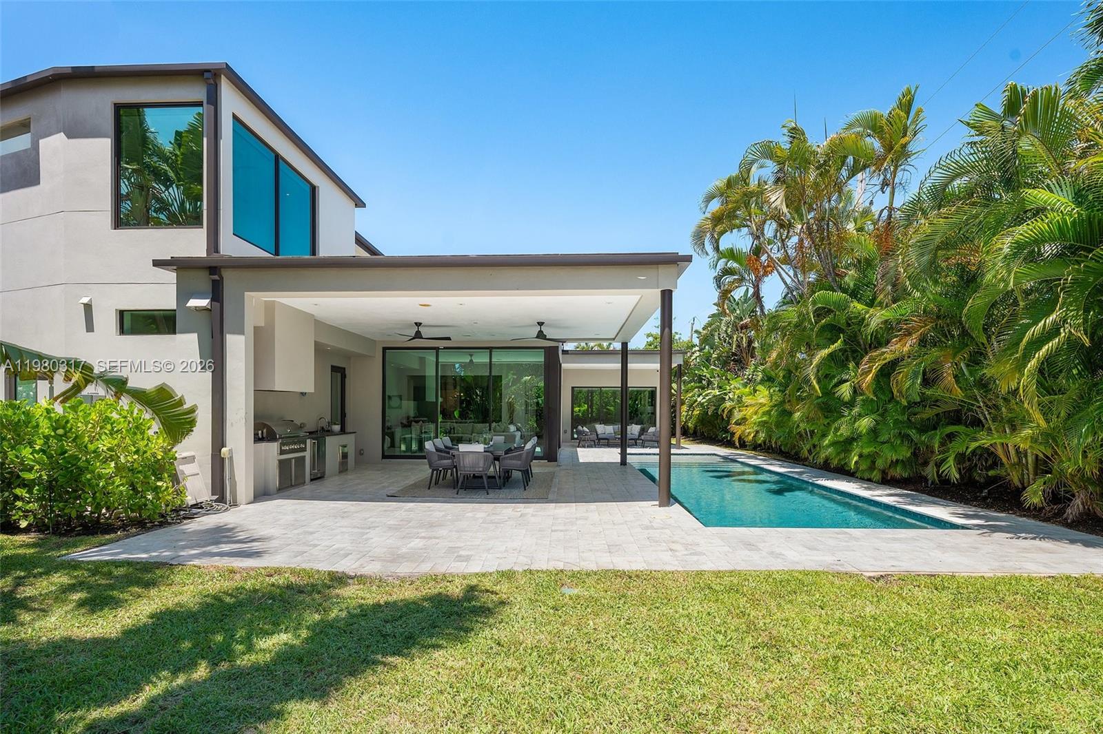 2500 Middle River Dr