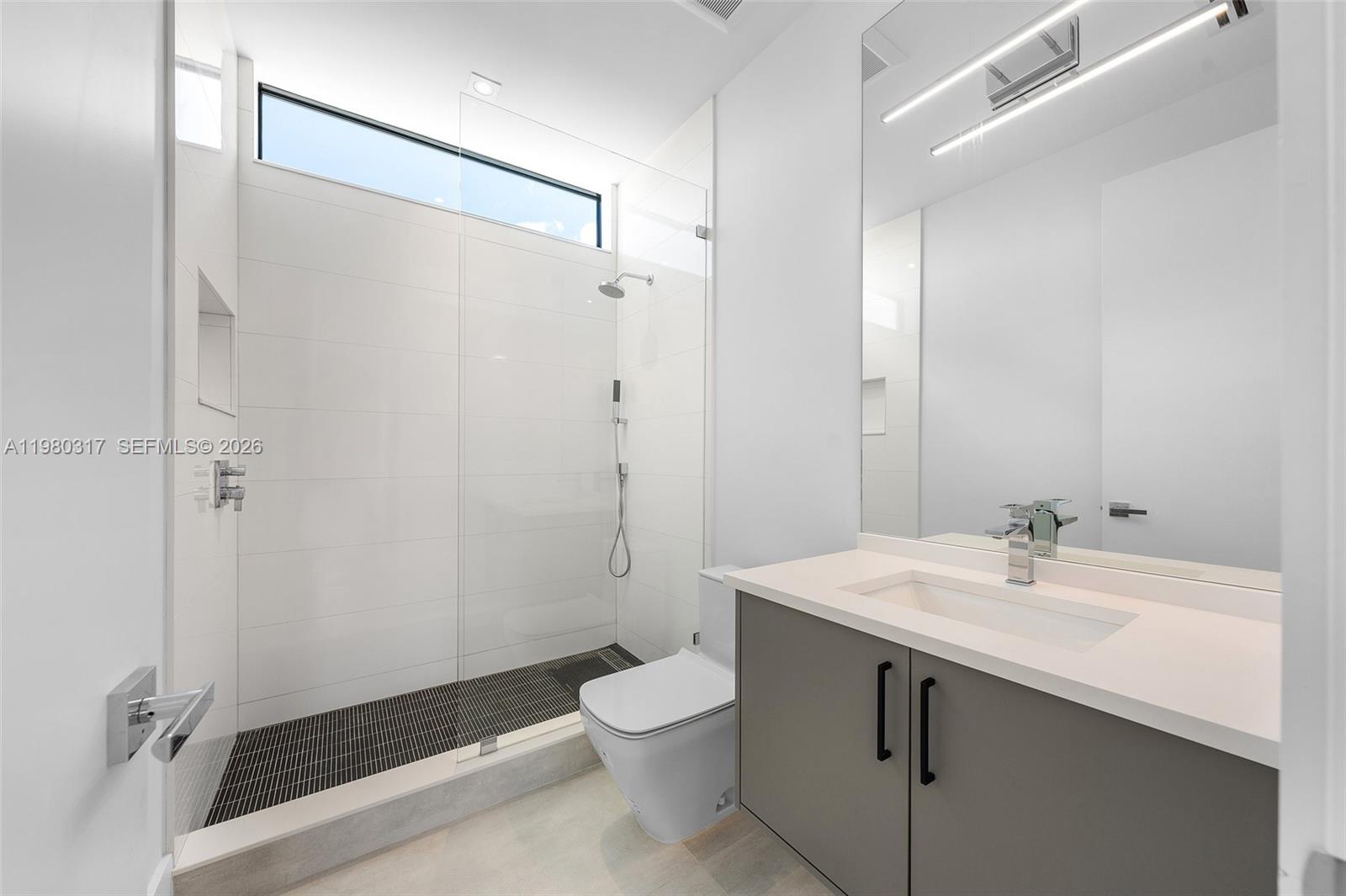 2500 Middle River Dr