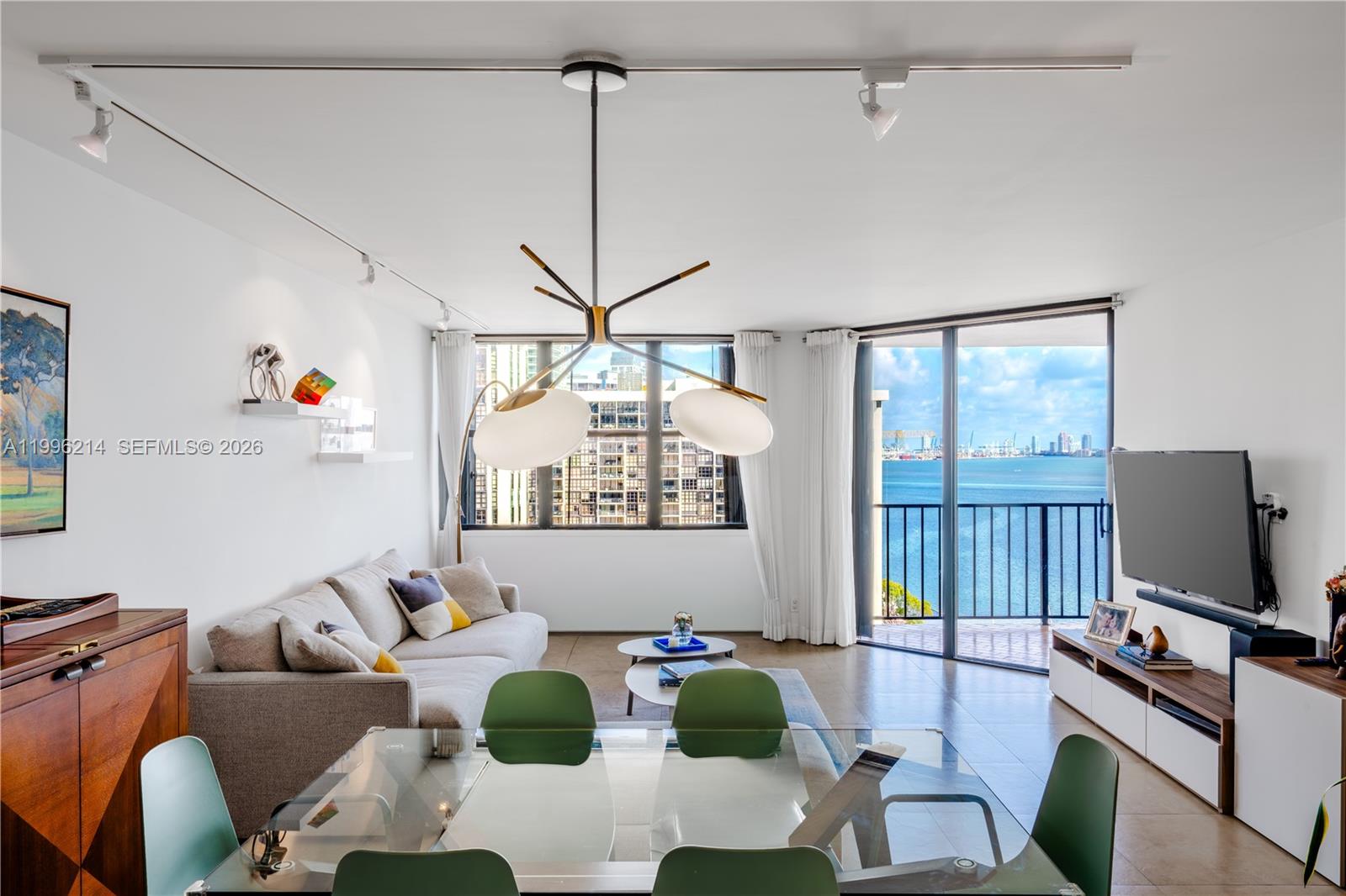 1925 Brickell Ave # D2006