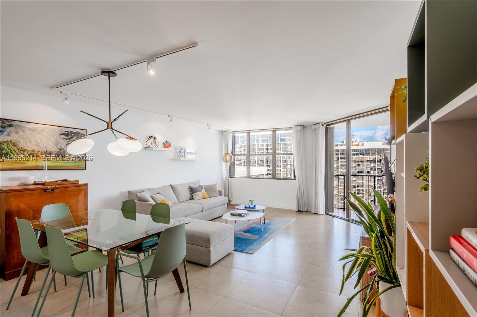 1925 Brickell Ave # D2006