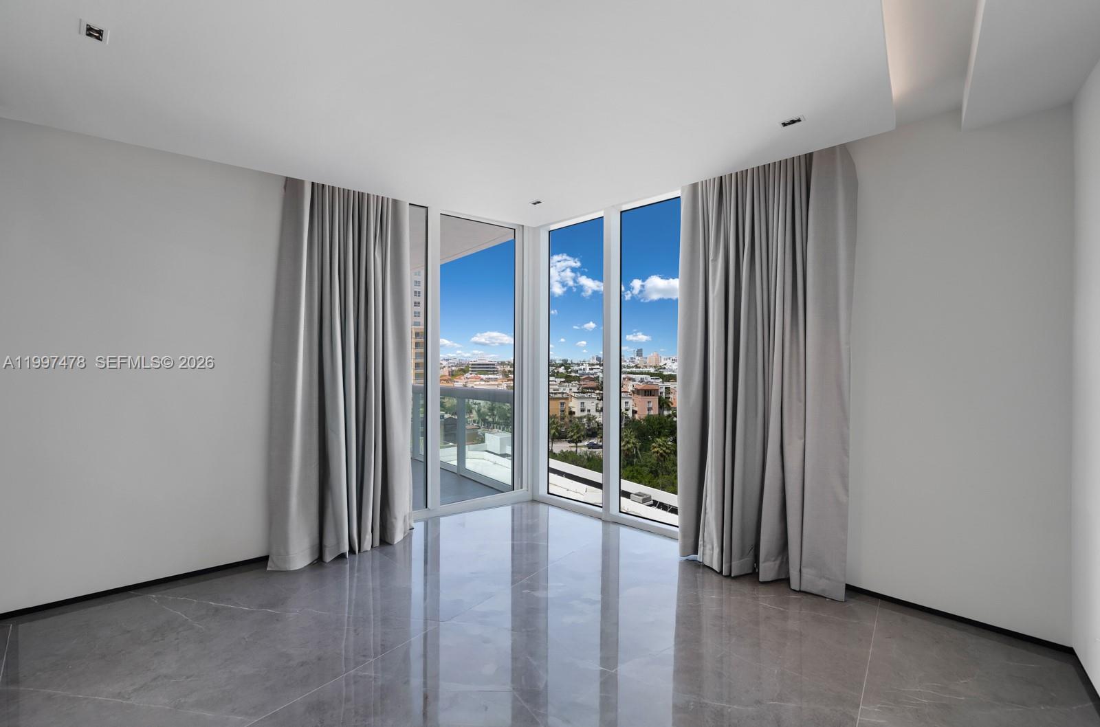 1000 S Pointe Dr # 901