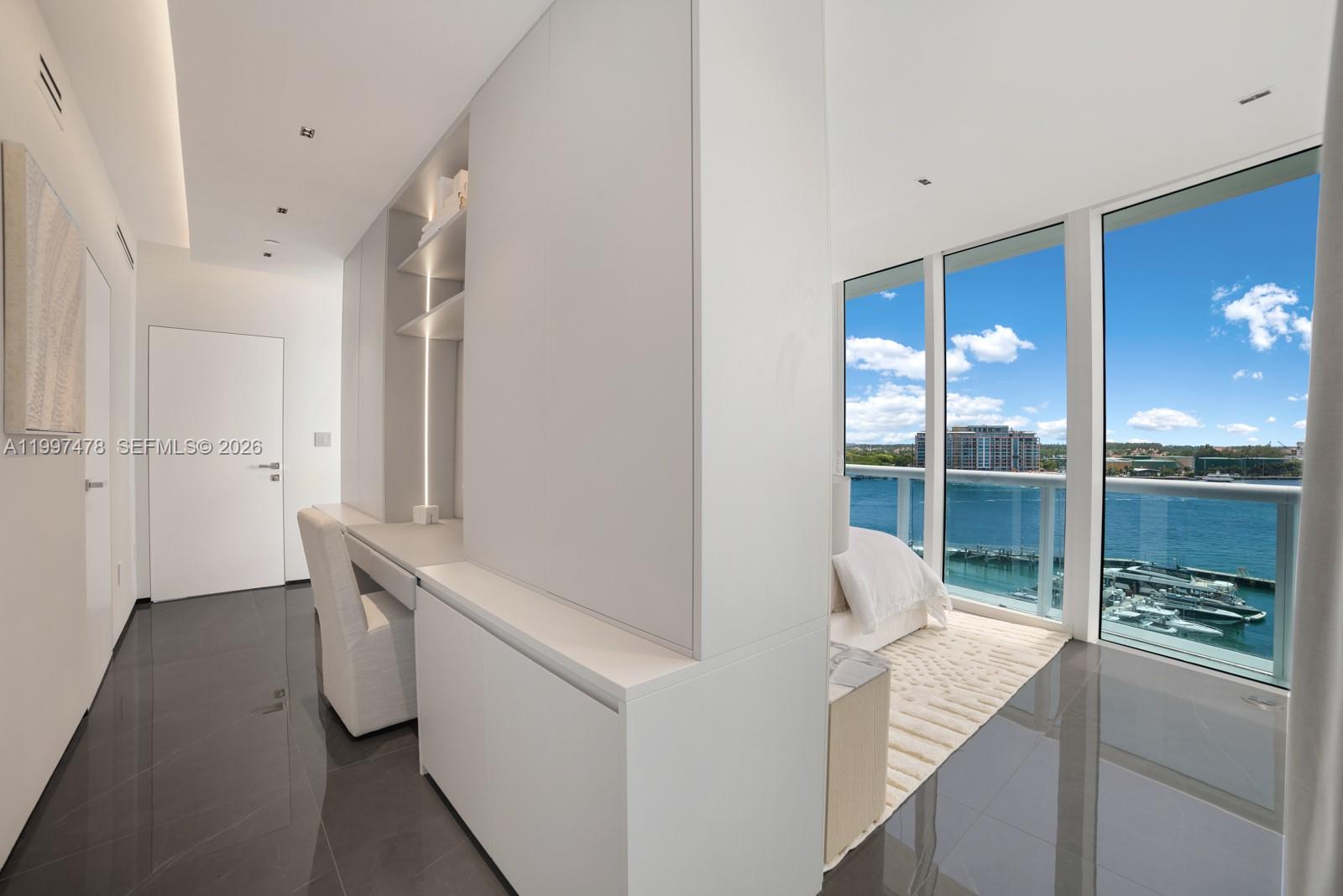 1000 S Pointe Dr # 901