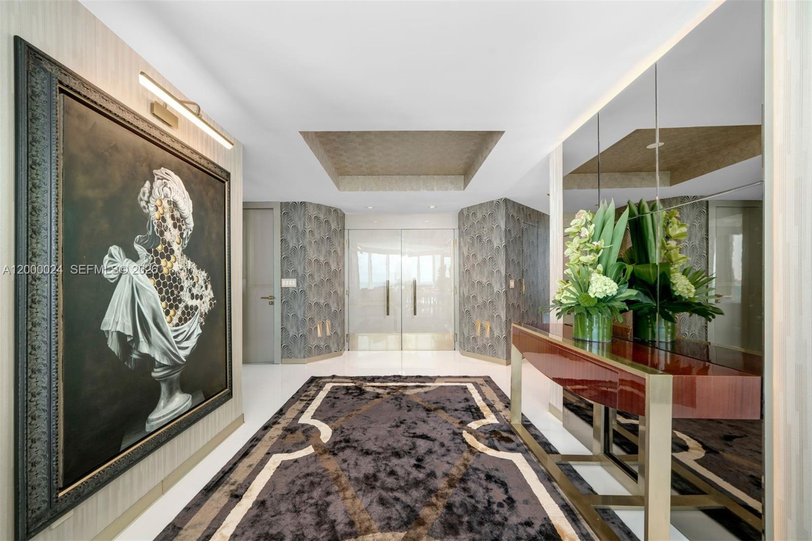 300 S Pointe Dr # 1501