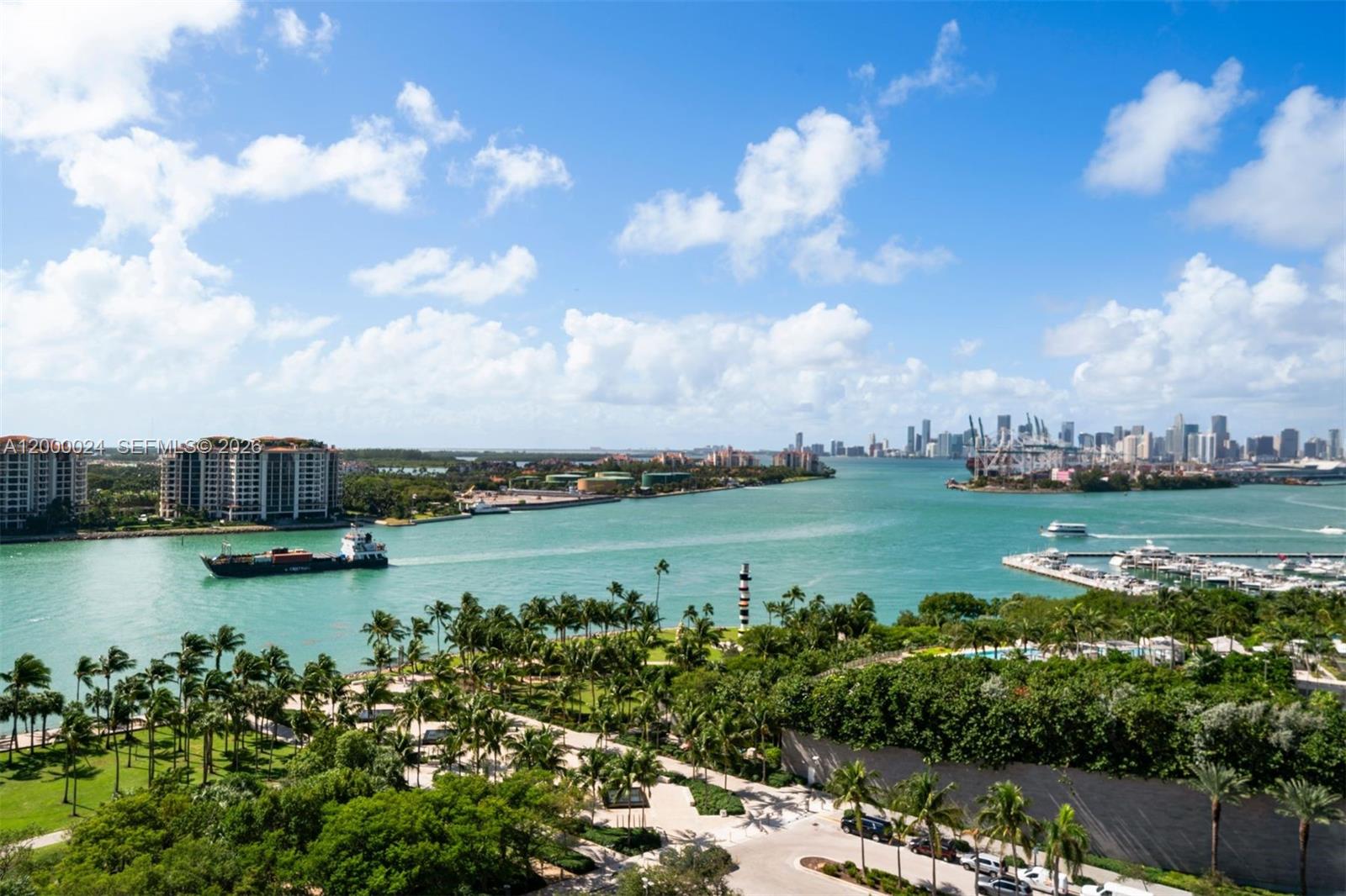 300 S Pointe Dr # 1501