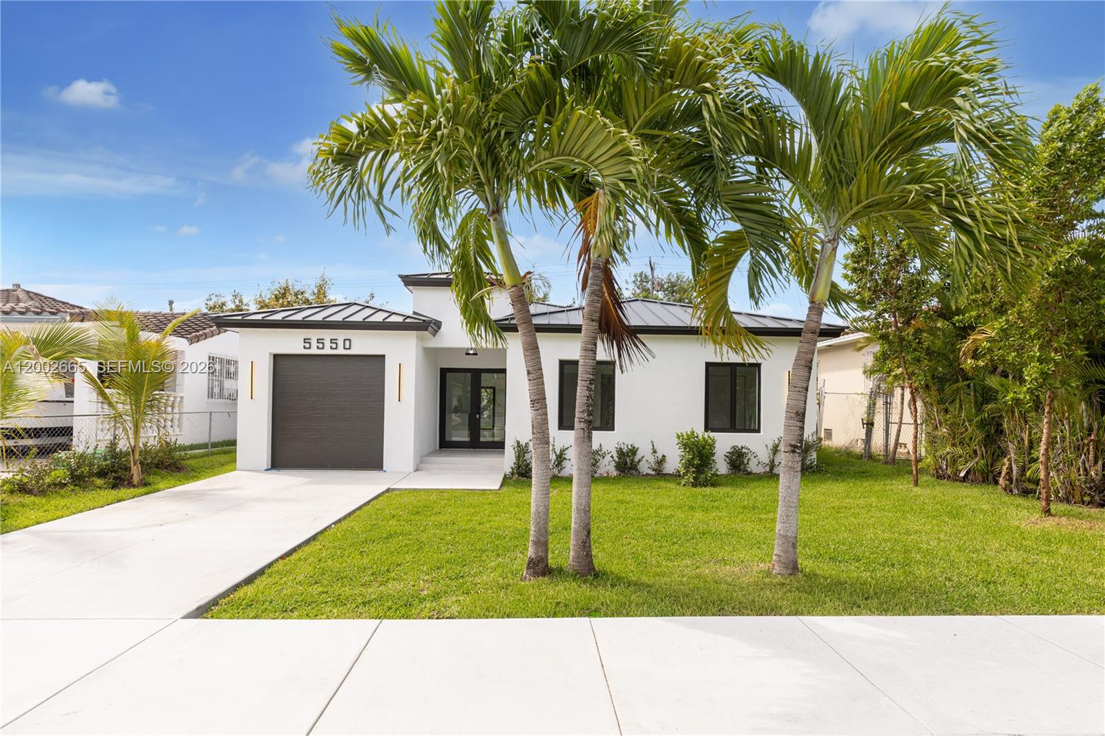 5550 SW 4th St