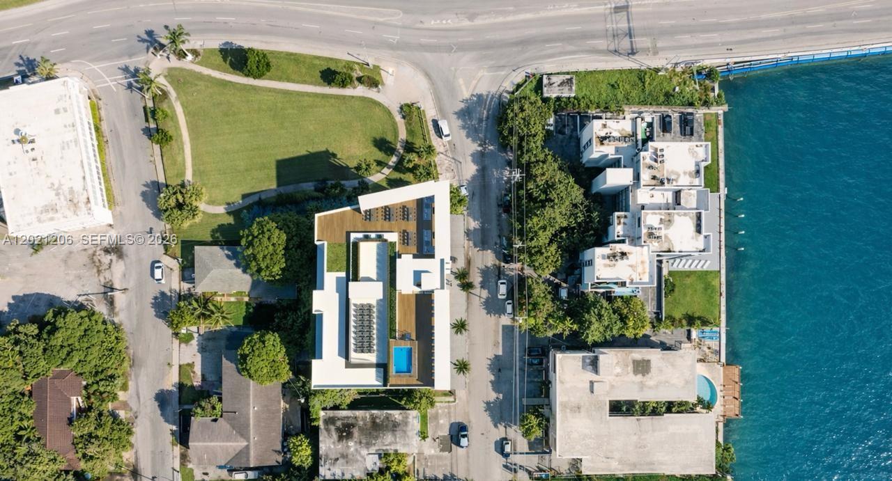 7860 NE Bayshore Ct # 2C