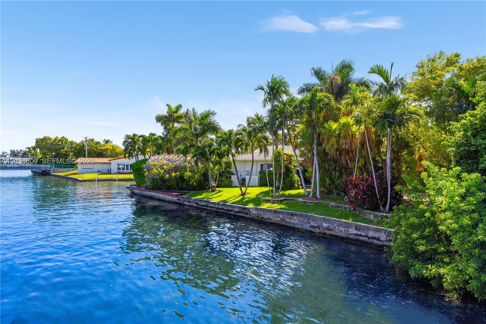 7975 Biscayne Point Cir