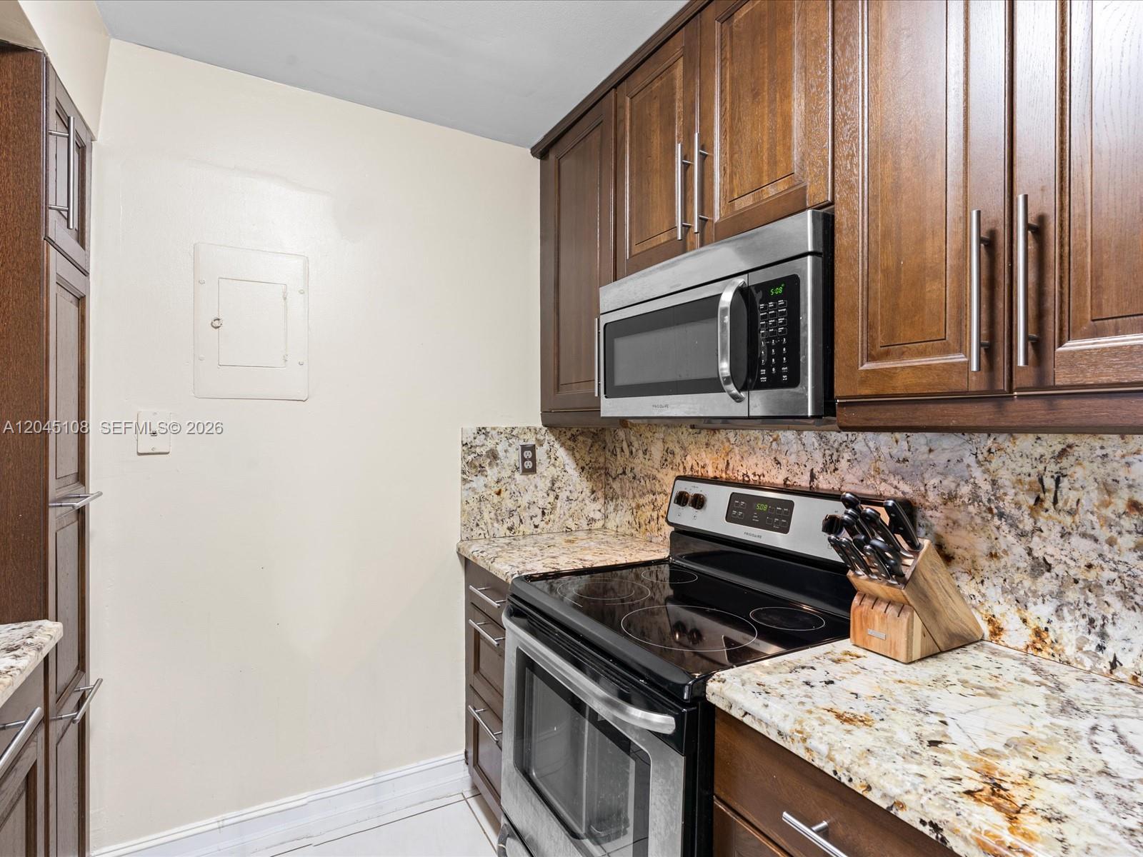 571 NW 107th Ave # 107
