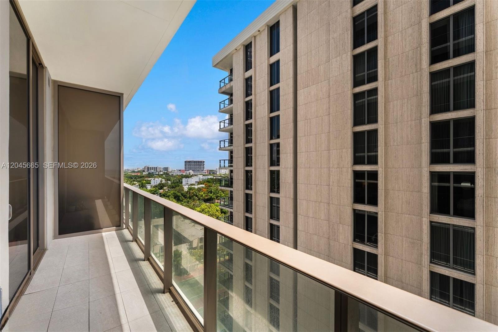 2655 S Bayshore Dr # 908