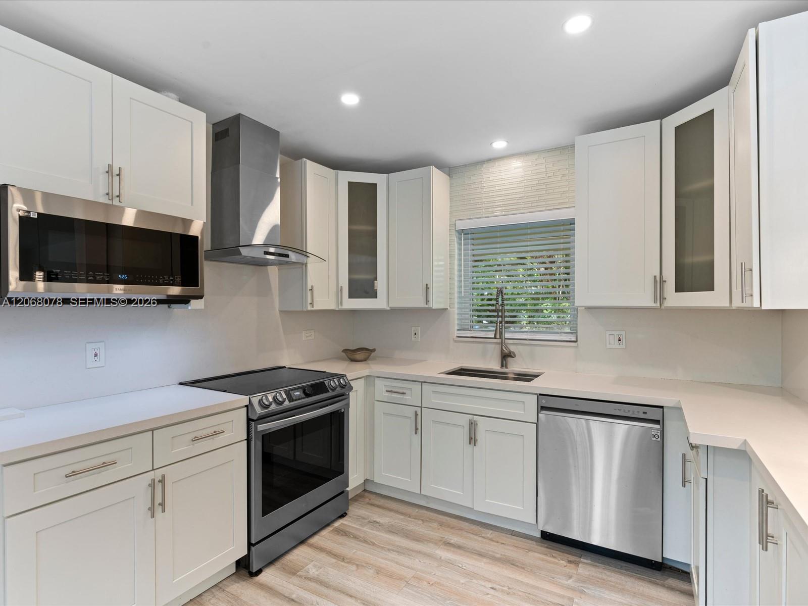 5406 S Le Jeune Rd