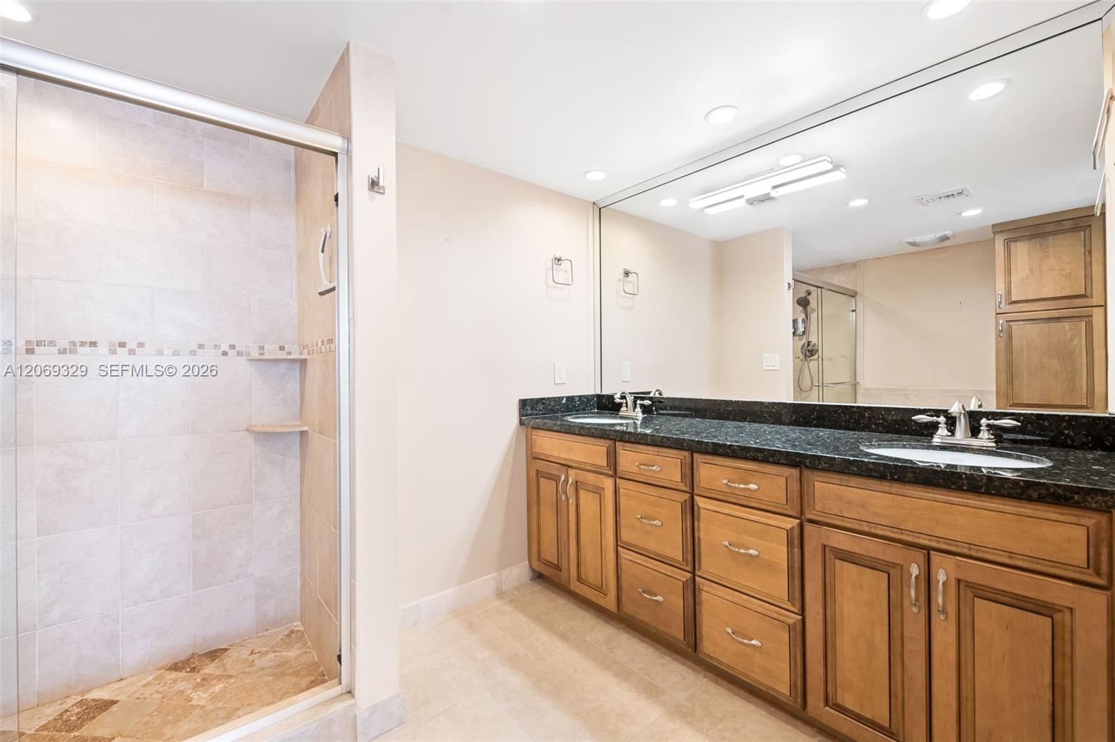3700 Galt Ocean Dr # 910