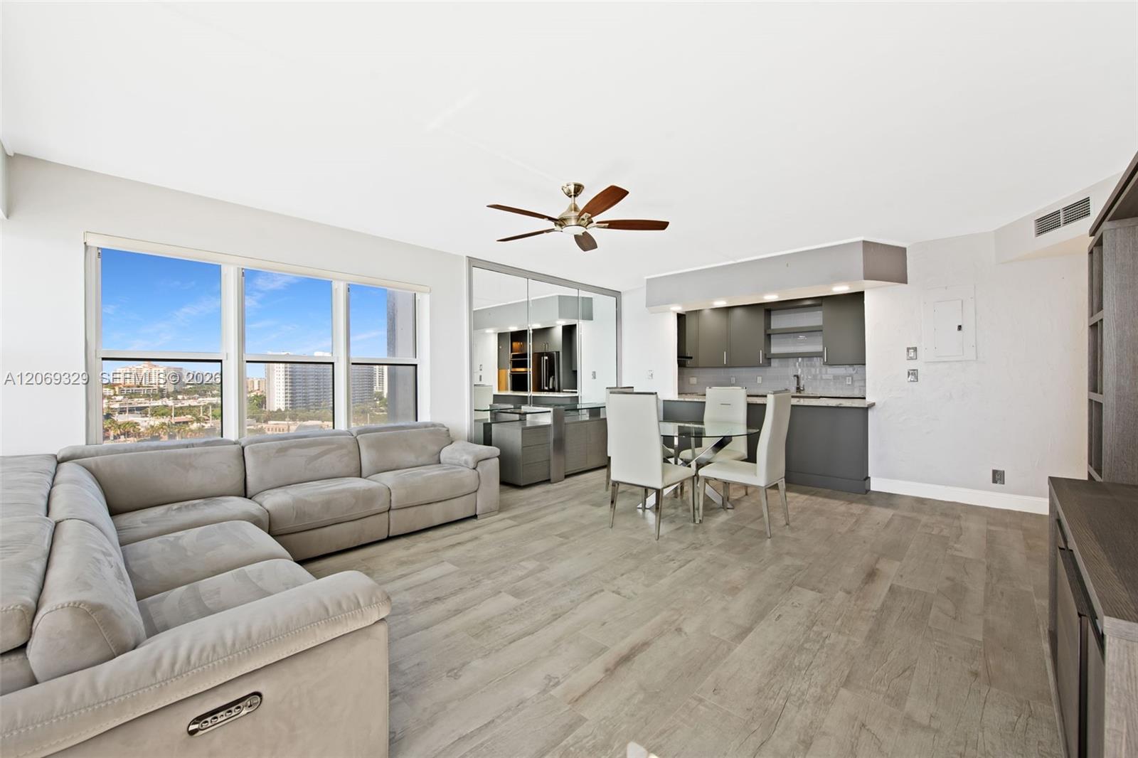 3700 Galt Ocean Dr # 910