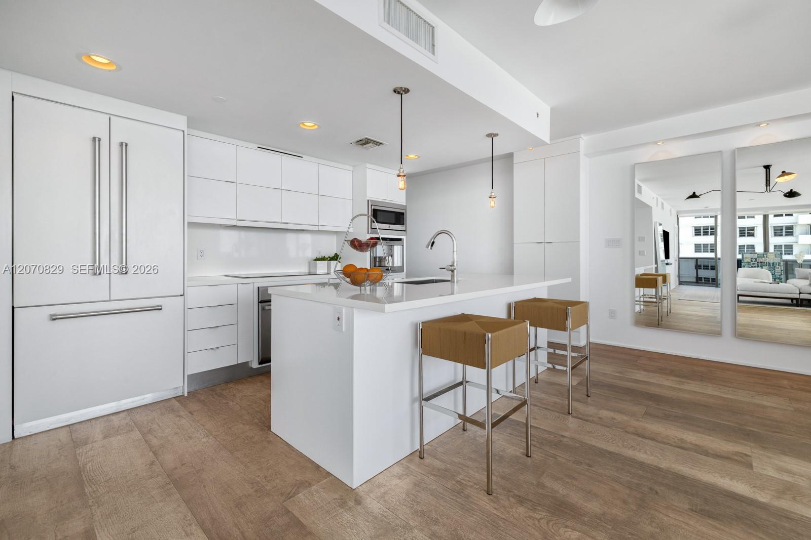 5875 Collins Ave # 1102