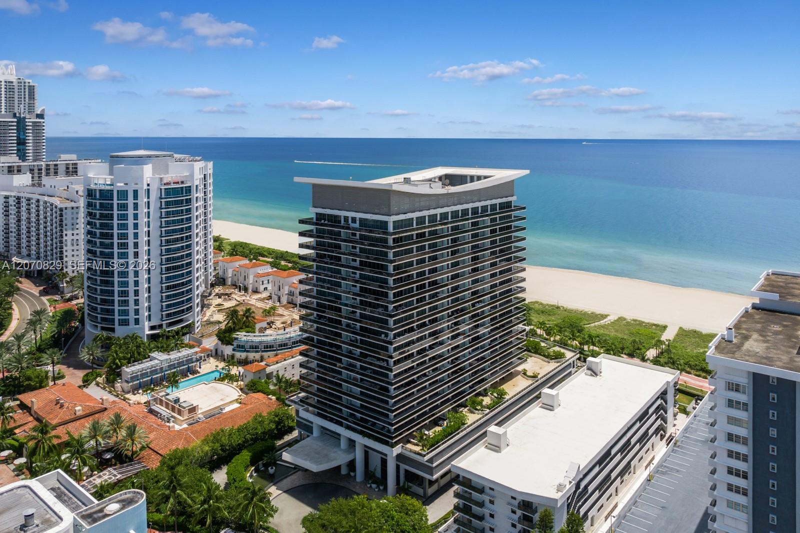 5875 Collins Ave # 1102